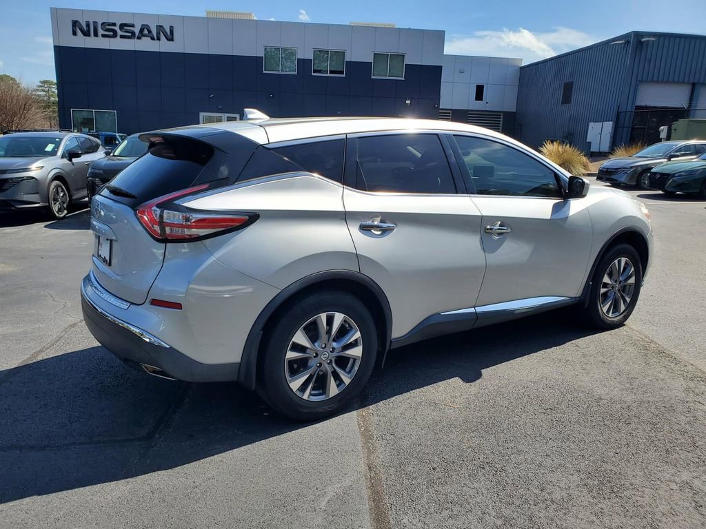 Used 2017 Nissan Murano S w/ Navigation Package image 4