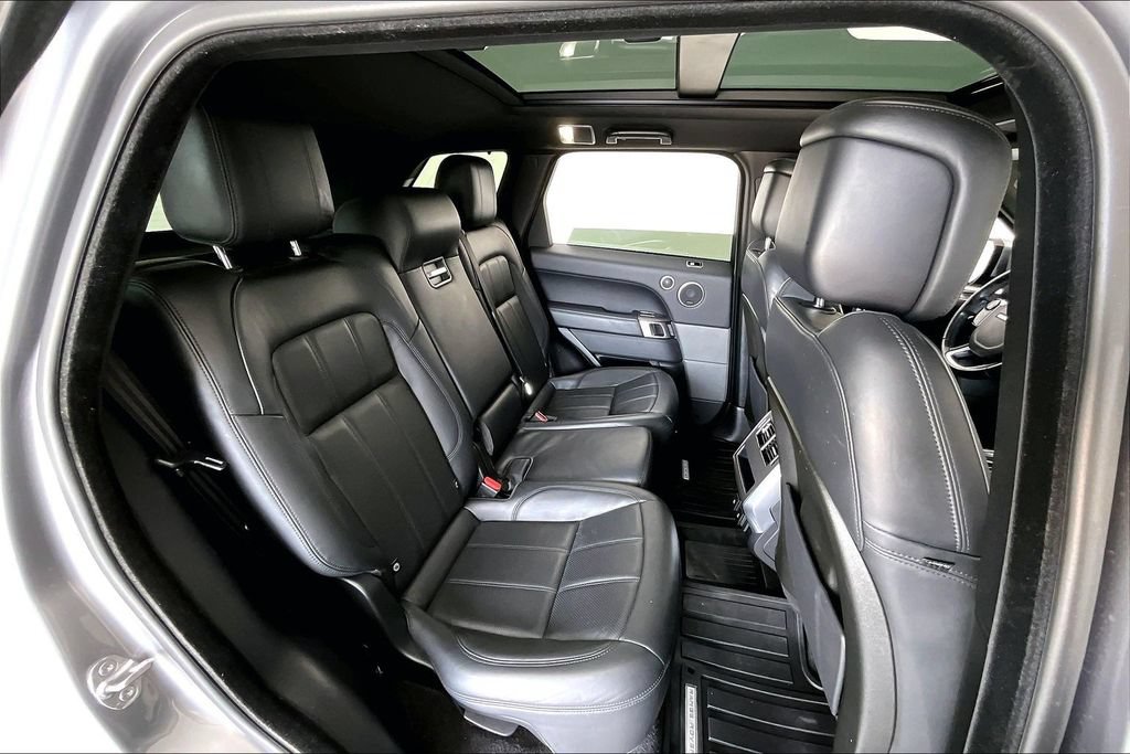 Used 2020 Land Rover Range Rover Sport HSE AWD/4WD image 33