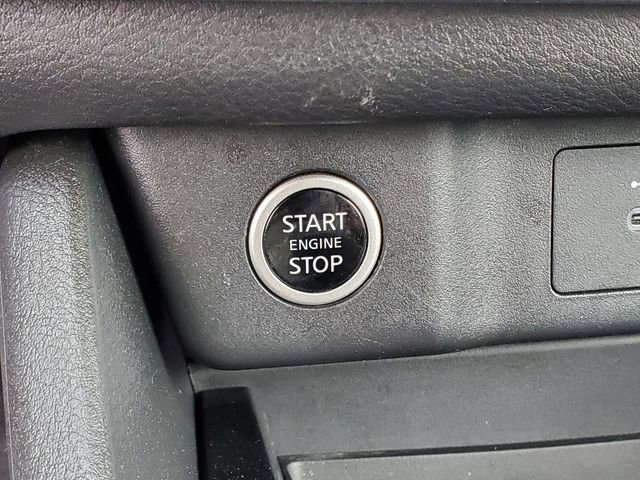 Certified 2023 Nissan Rogue SV image 25