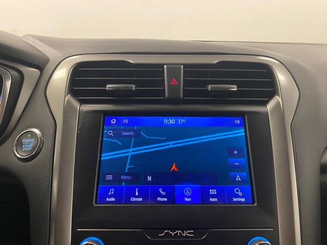 Used 2020 Ford Fusion SE image 15