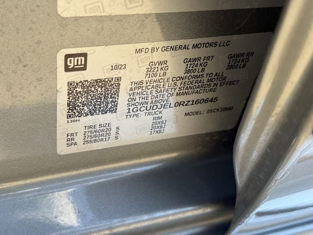 Used 2024 Chevrolet Silverado 1500 High Country AWD/4WD image 37