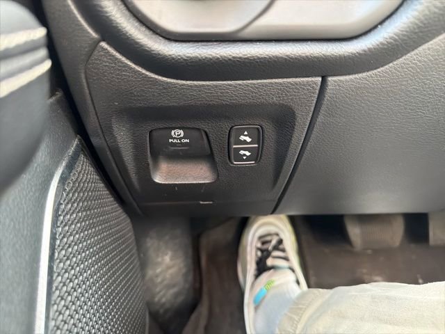 Used 2021 RAM 1500 Laramie w/ Off Road Group image 26