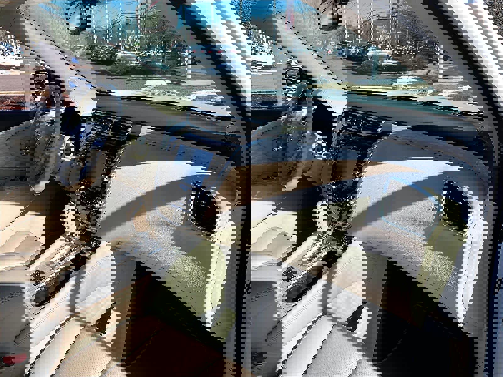 Used 2018 Nissan Murano SL w/ Moonroof Package image 14