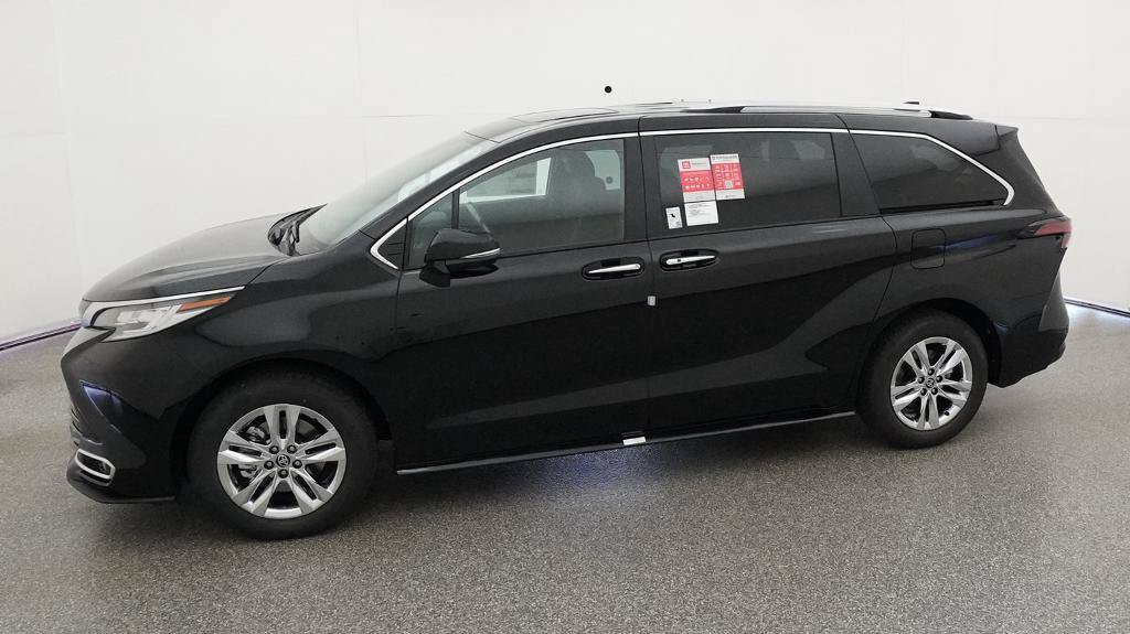 New 2026 Toyota Sienna Limited FWD image 34