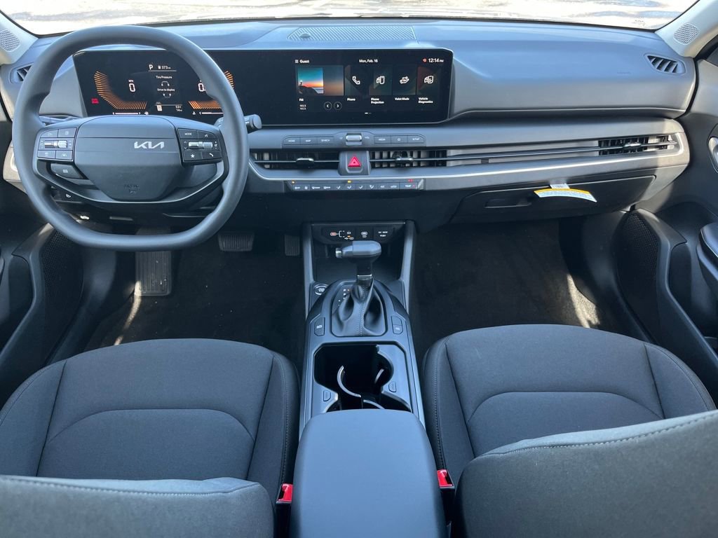New 2026 Kia K4 LXS FWD image 17