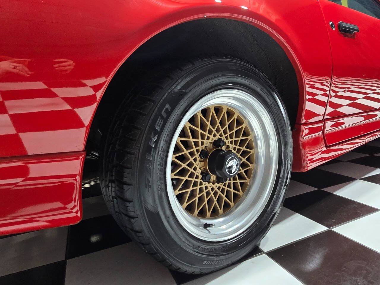 Used 1987 Pontiac Firebird Trans Am image 38