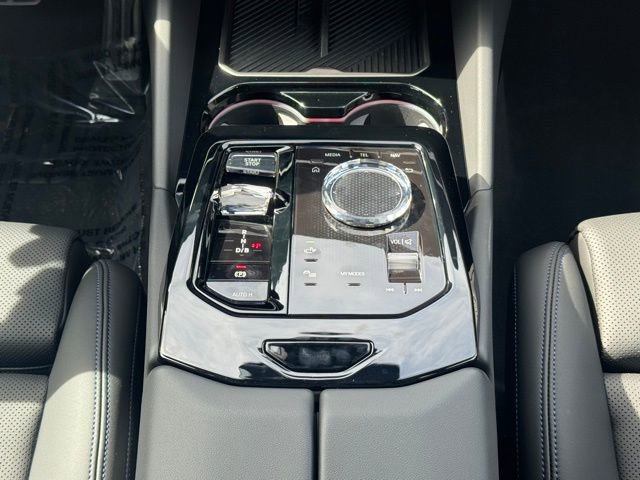 Certified 2024 BMW i5 M60 image 21