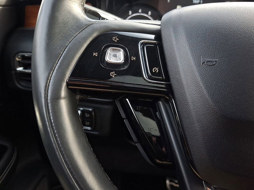 Used 2020 Lincoln Corsair Reserve w/ Elements Package image 21