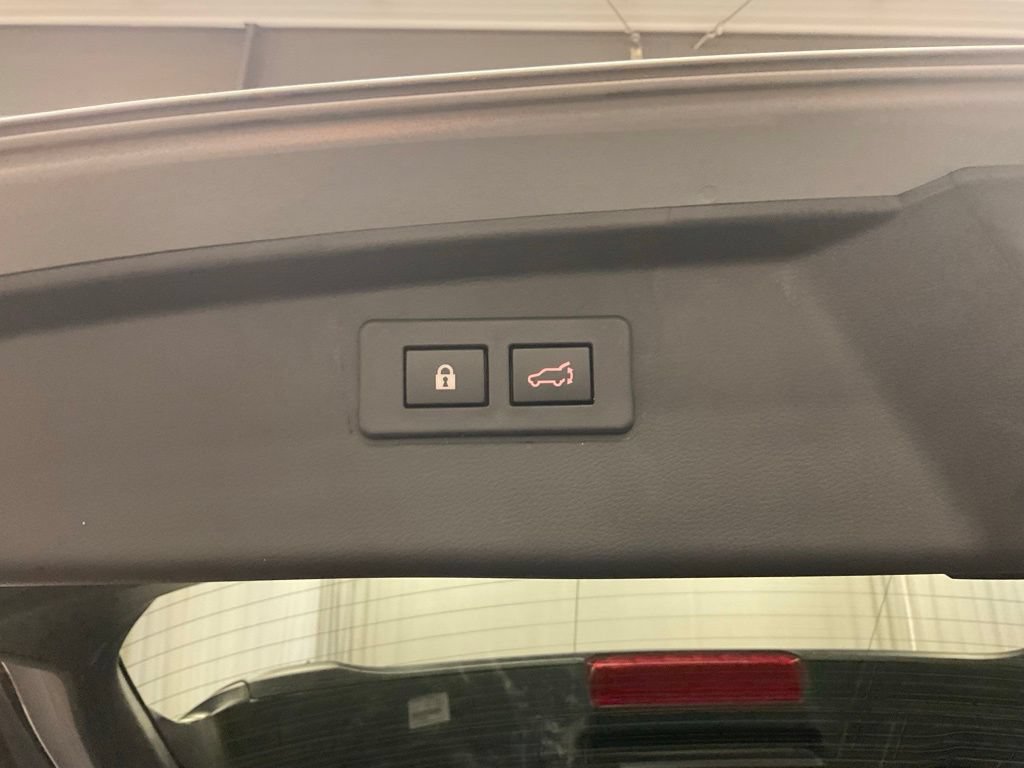 Certified 2025 Subaru Outback Limited AWD/4WD image 25