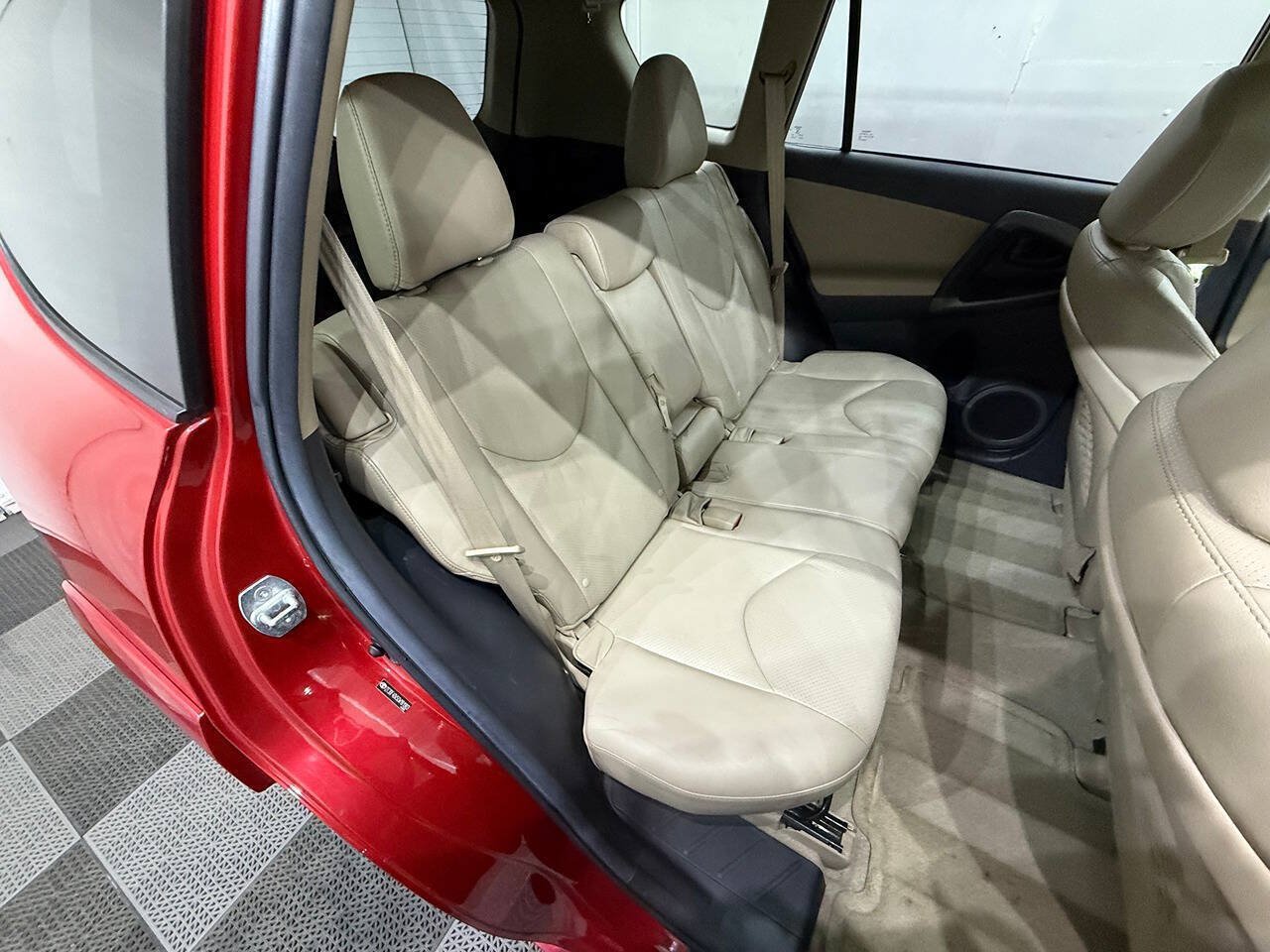Used 2012 Toyota RAV4 Limited w/ Premium Plus Value Pkg AWD/4WD image 28