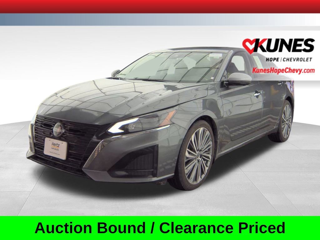 Used 2024 Nissan Altima 2.5 SL image 1