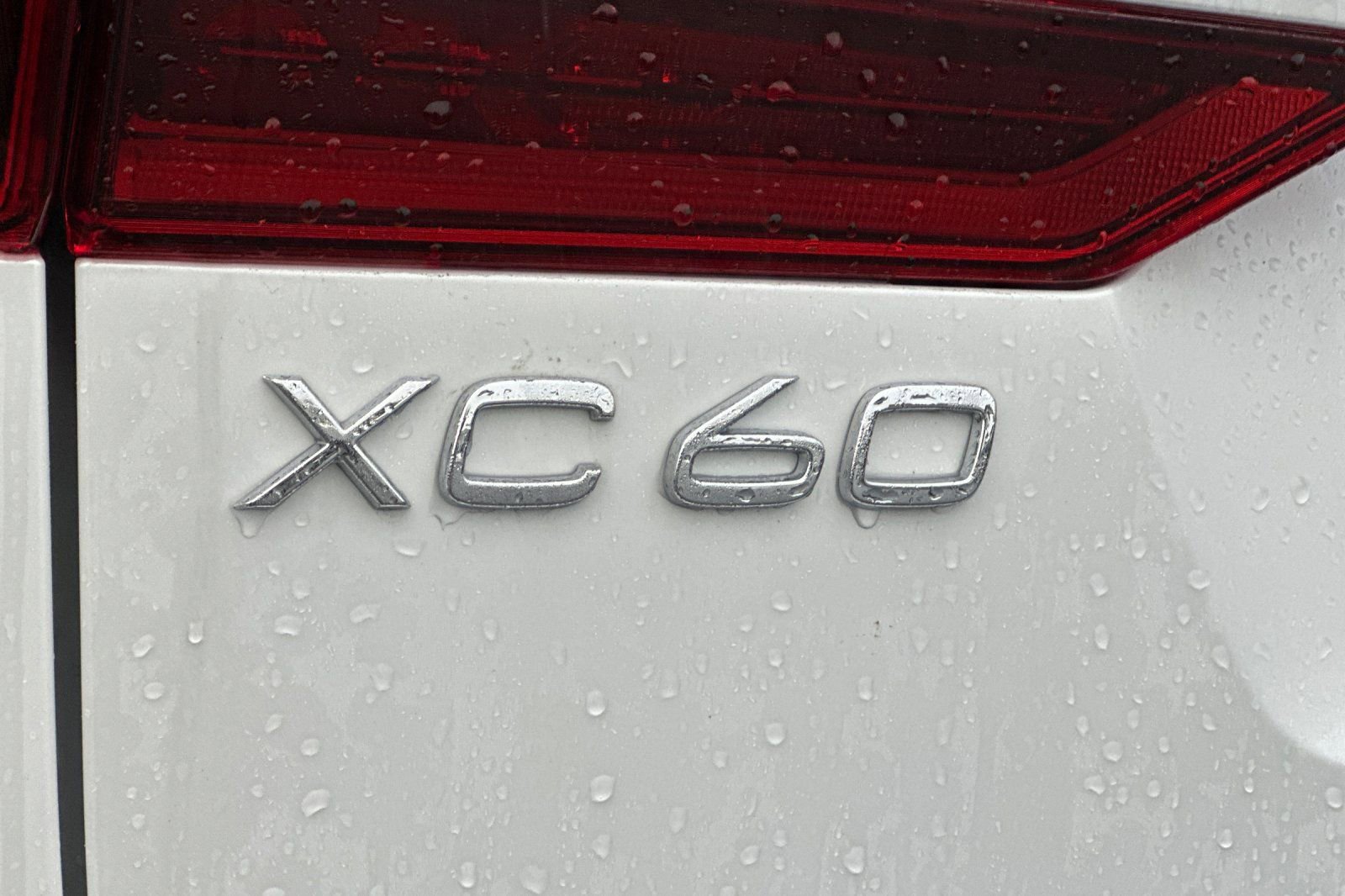 New 2026 Volvo XC60 B5 Ultra w/ Protection Package Premier image 12