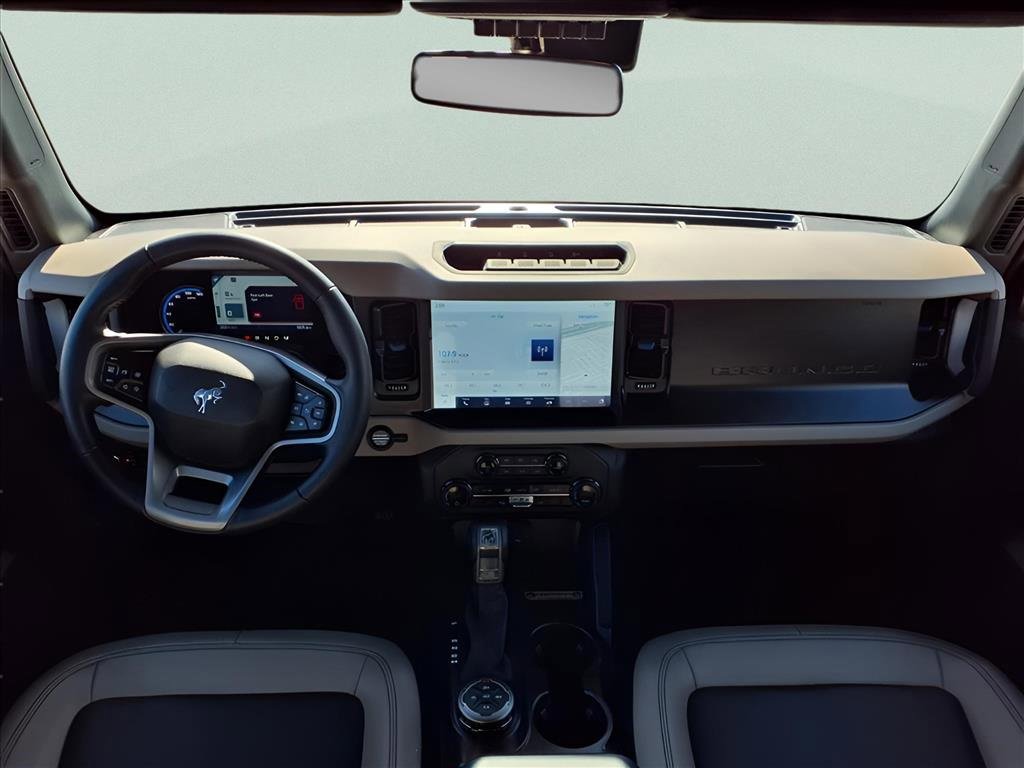 Used 2023 Ford Bronco Wildtrak image 15