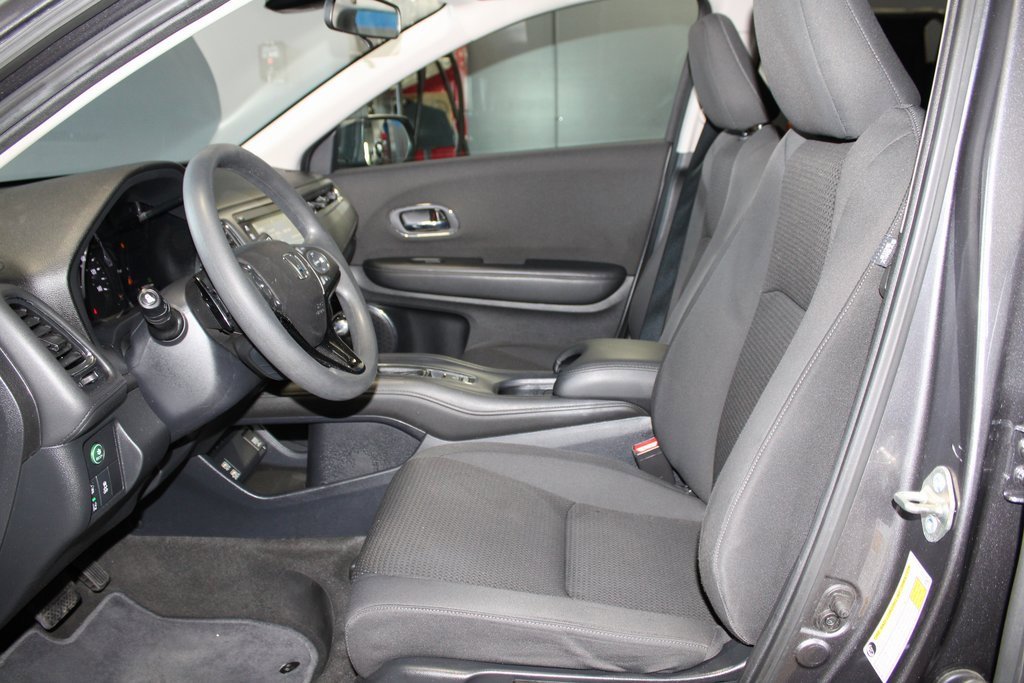 Used 2019 Honda HR-V EX image 12