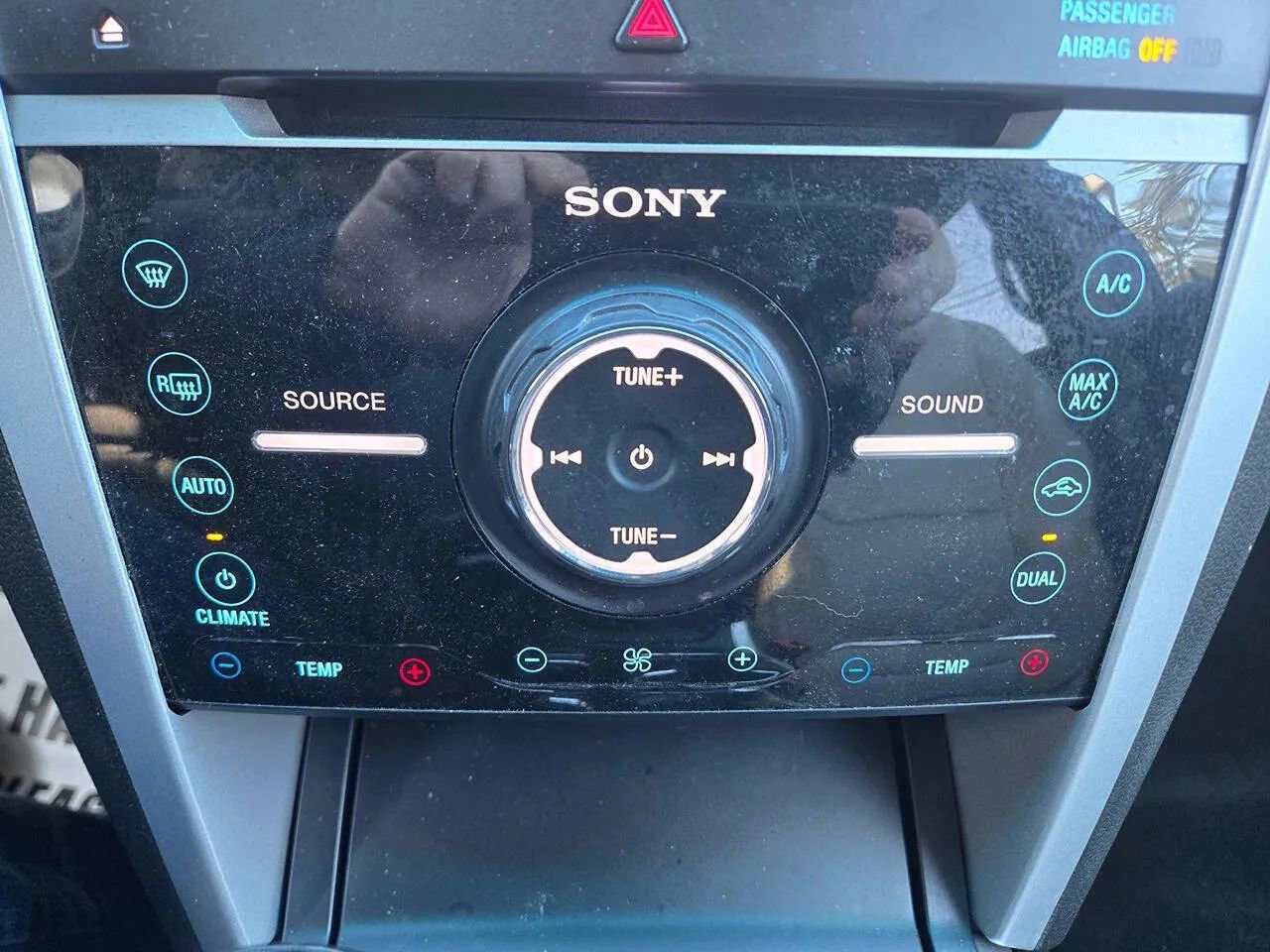 Used 2014 Ford Explorer Limited w/ Equipment Group 301A AWD/4WD image 42