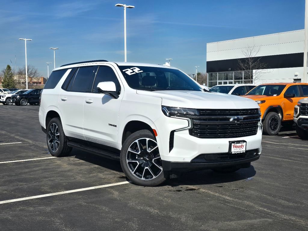 Used 2022 Chevrolet Tahoe RST w/ Luxury Package AWD/4WD image 2