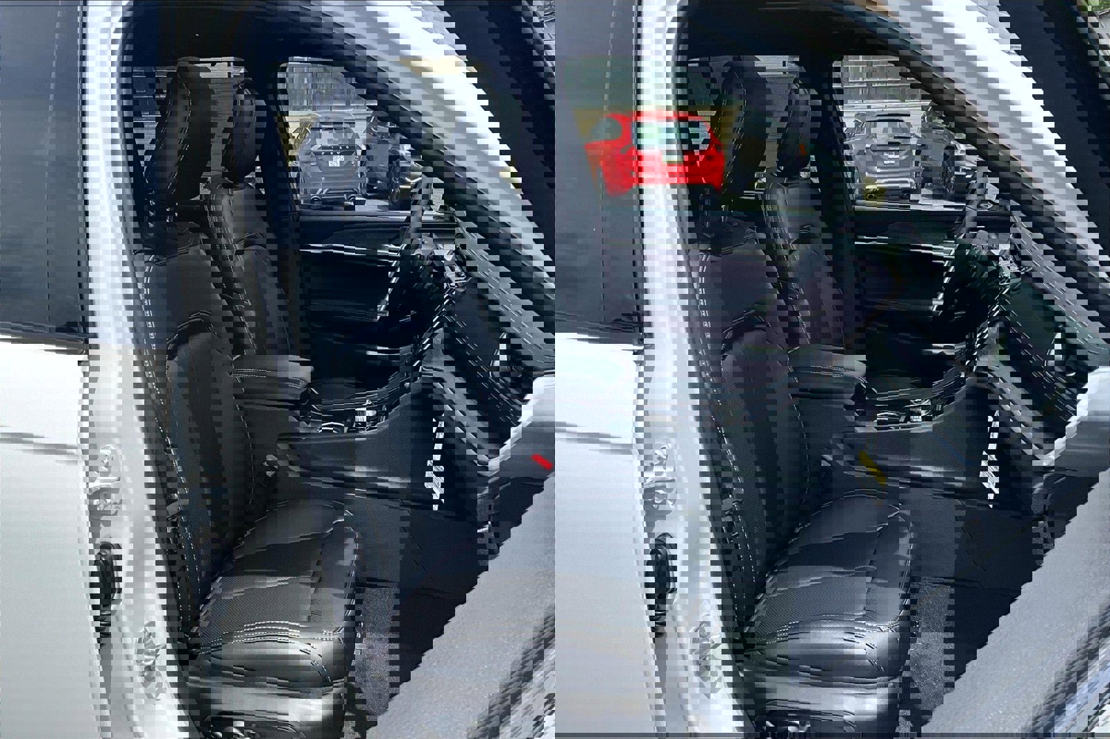 New 2025 Jeep Grand Cherokee Limited w/ Luxury Tech Group II image 8