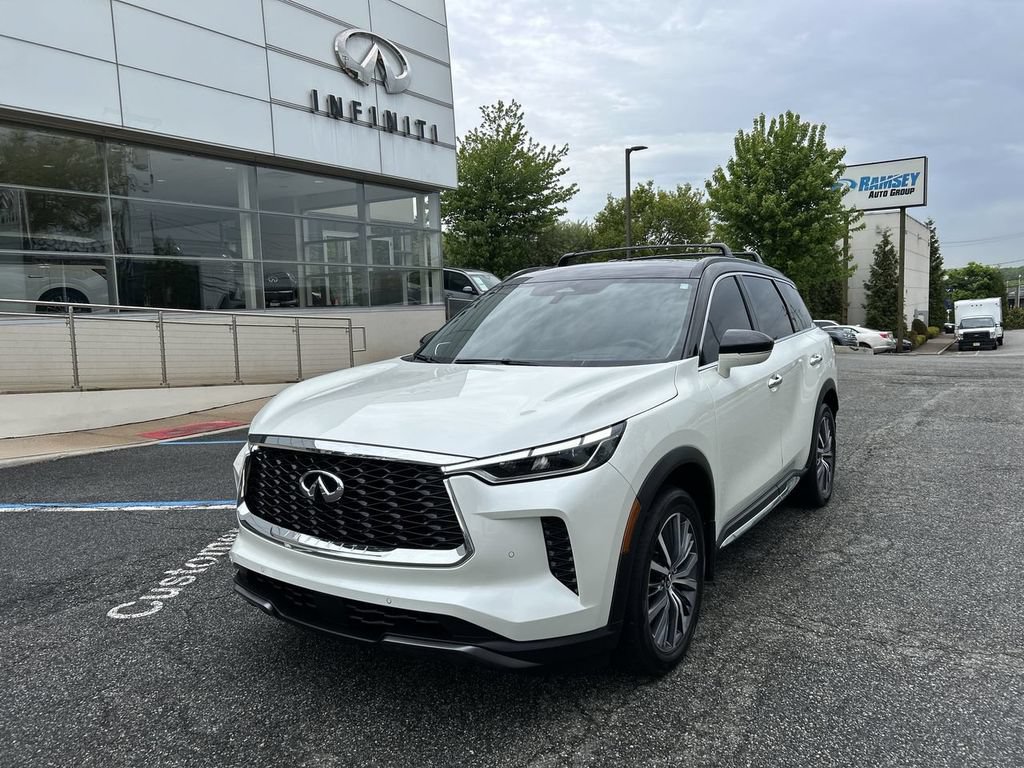 Certified 2023 INFINITI QX60 Autograph w/ Cargo Package AWD/4WD image 4