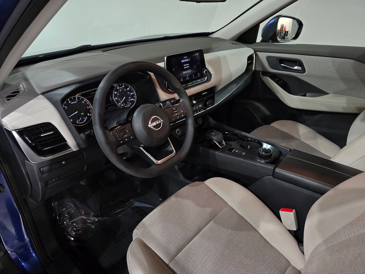 Used 2023 Nissan Rogue SV image 19