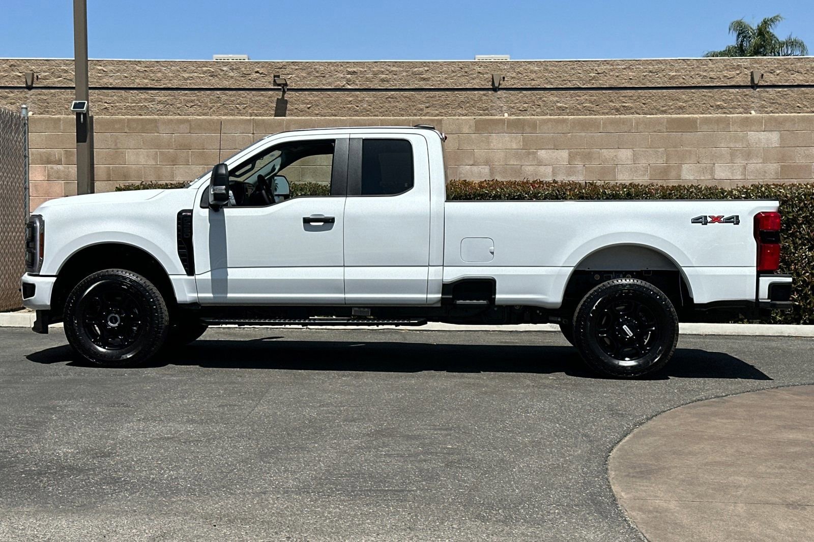 Used 2025 Ford F250 XL w/ STX Appearance Package AWD/4WD image 7