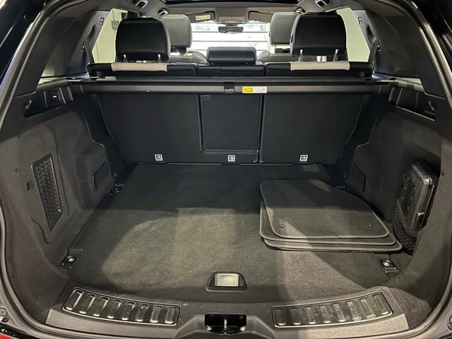 Used 2022 Land Rover Discovery Sport S R-Dynamic image 41