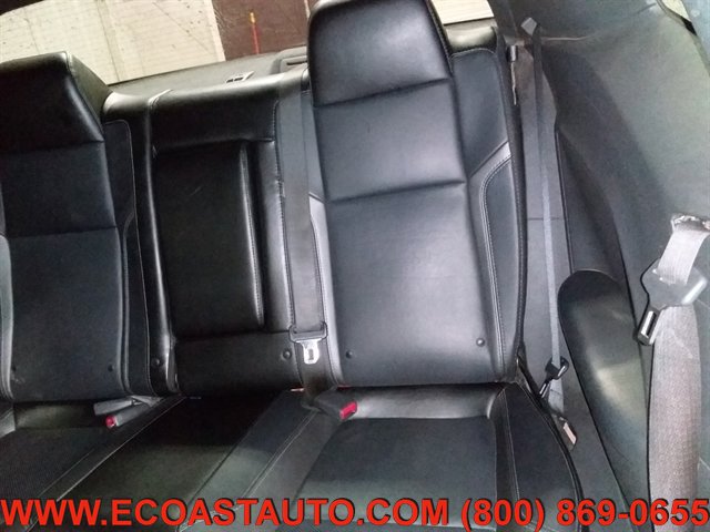 Used 2011 Dodge Challenger SE image 10