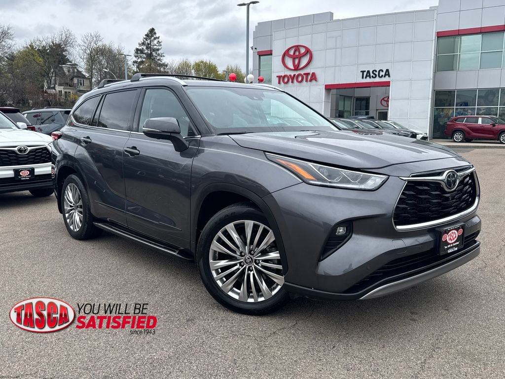 Used 2023 Toyota Highlander Platinum