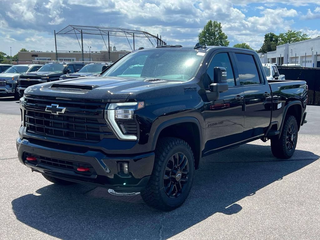 New 2026 Chevrolet Silverado 2500 LTZ w/ LTZ Plus Package AWD/4WD image 2