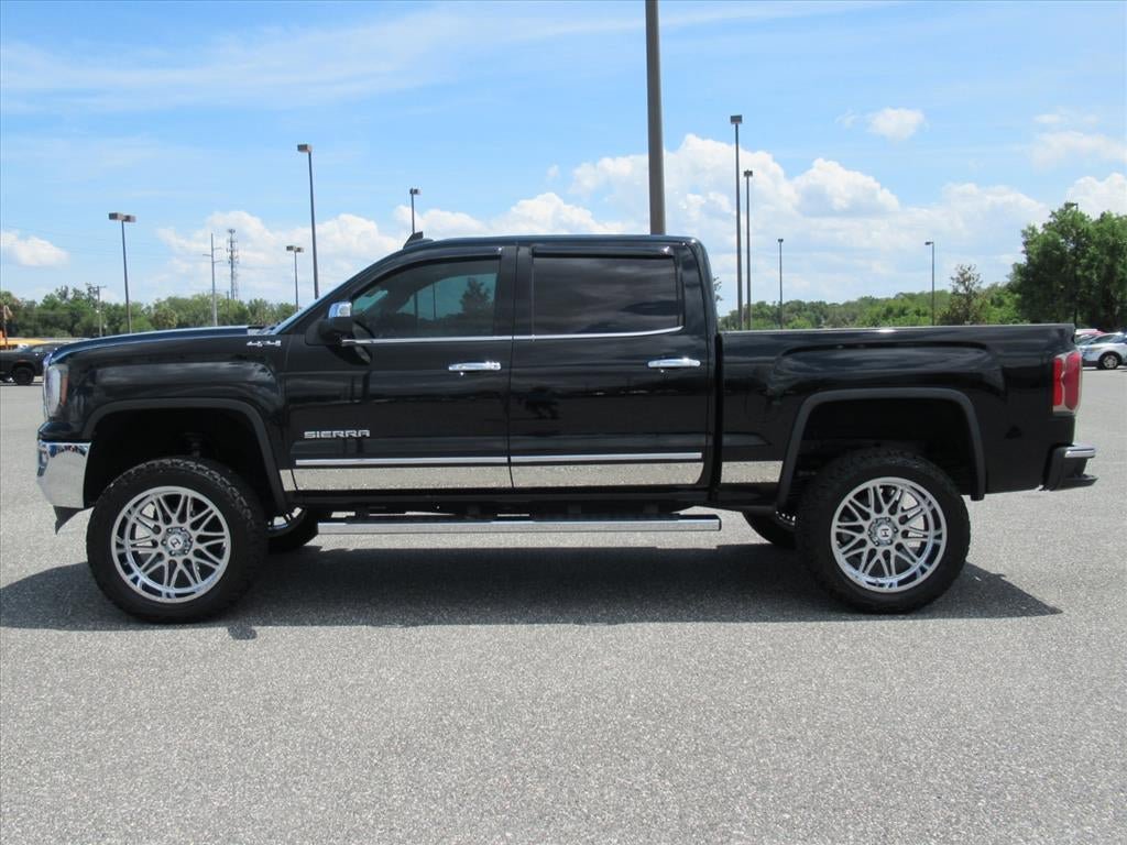 Used 2018 GMC Sierra 1500 SLT AWD/4WD image 4