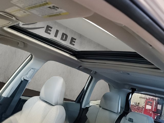 Used 2021 Subaru Forester Premium AWD/4WD image 3