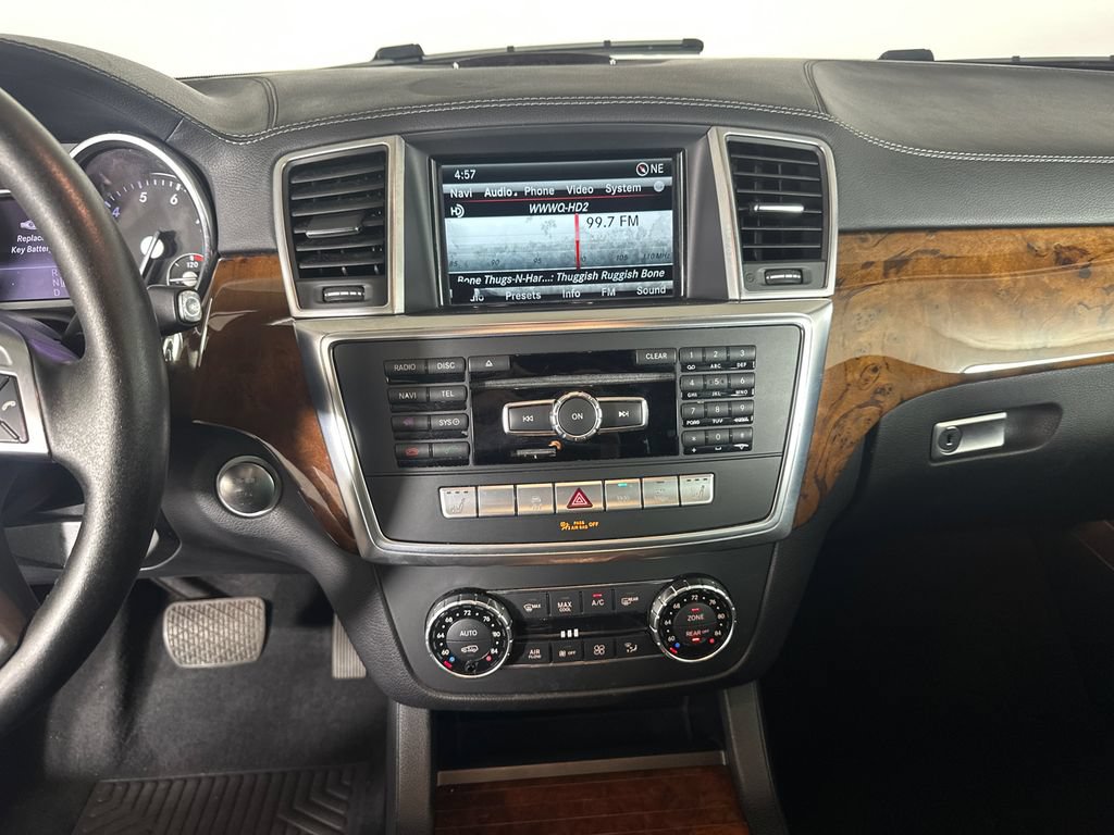 Used 2015 Mercedes-Benz GL 450 4MATIC image 28