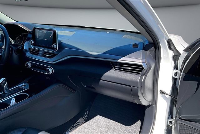 Certified 2024 Nissan Altima 2.5 SR image 26