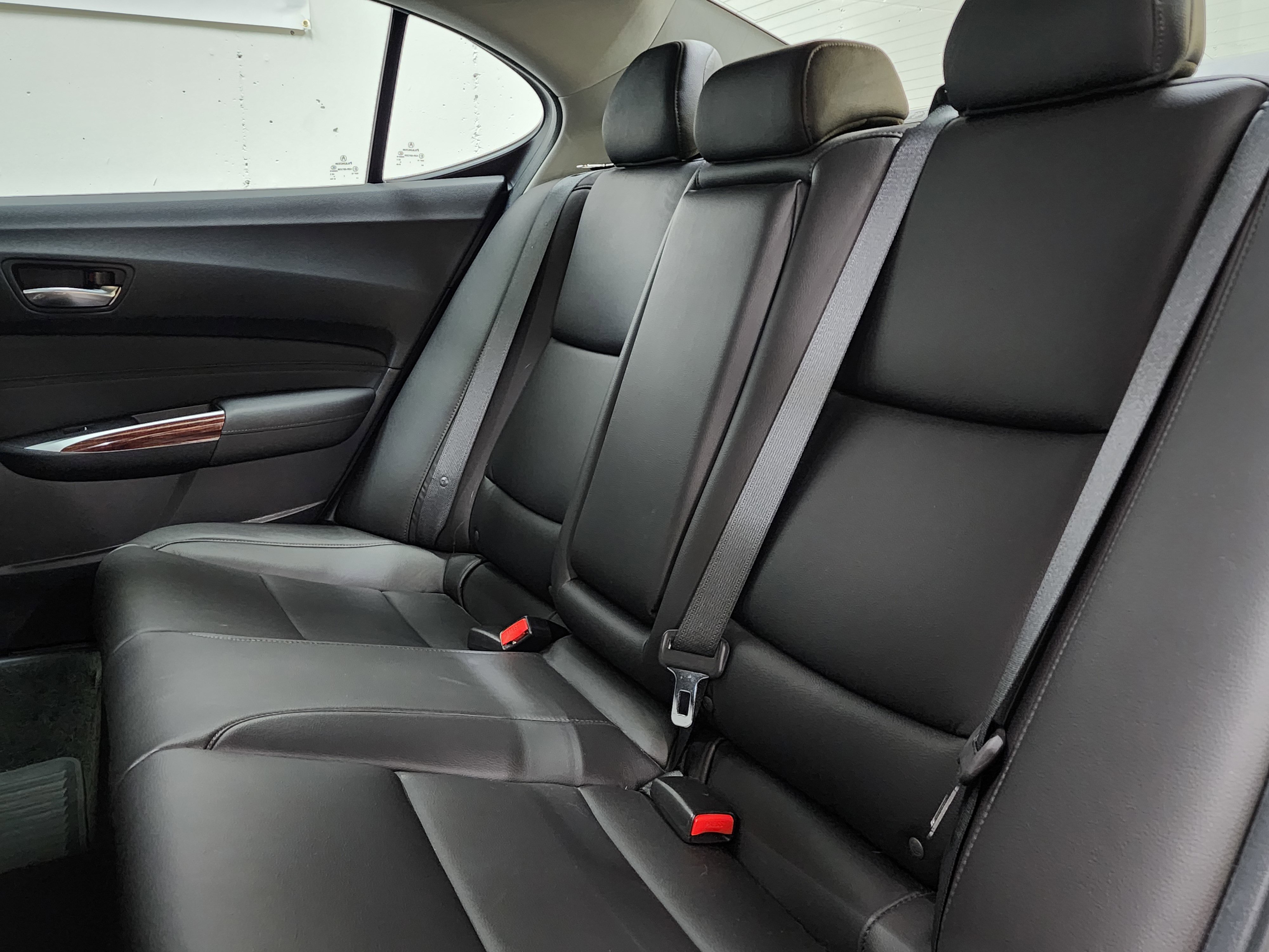 Used 2017 Acura TLX V6 image 16