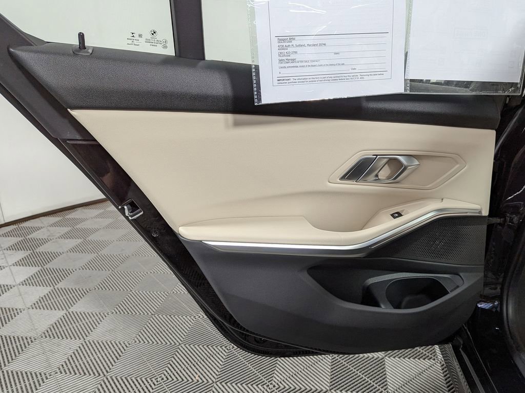 Used 2019 BMW 330i xDrive Sedan w/ Convenience Package image 39