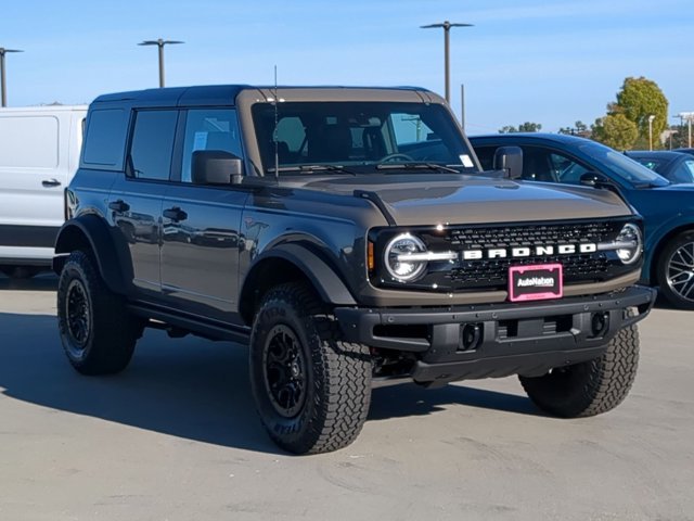 New 2026 Ford Bronco Badlands image 7