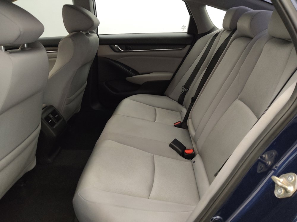 Used 2018 Honda Accord EX image 18