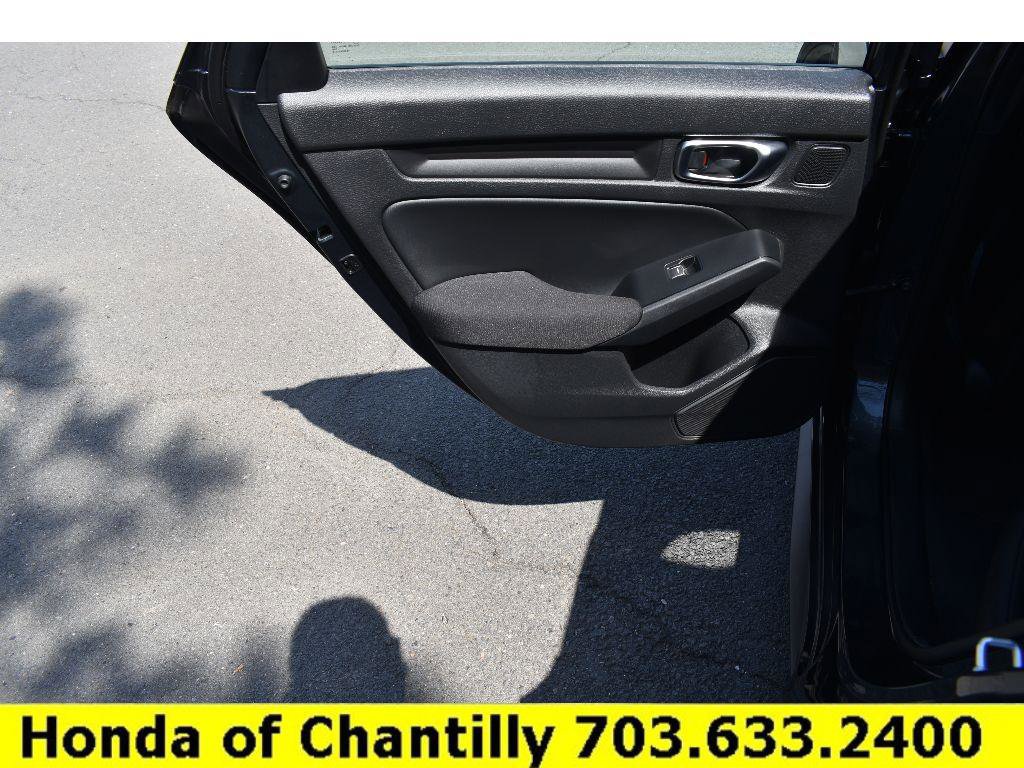 Used 2025 Honda Civic Sport image 25