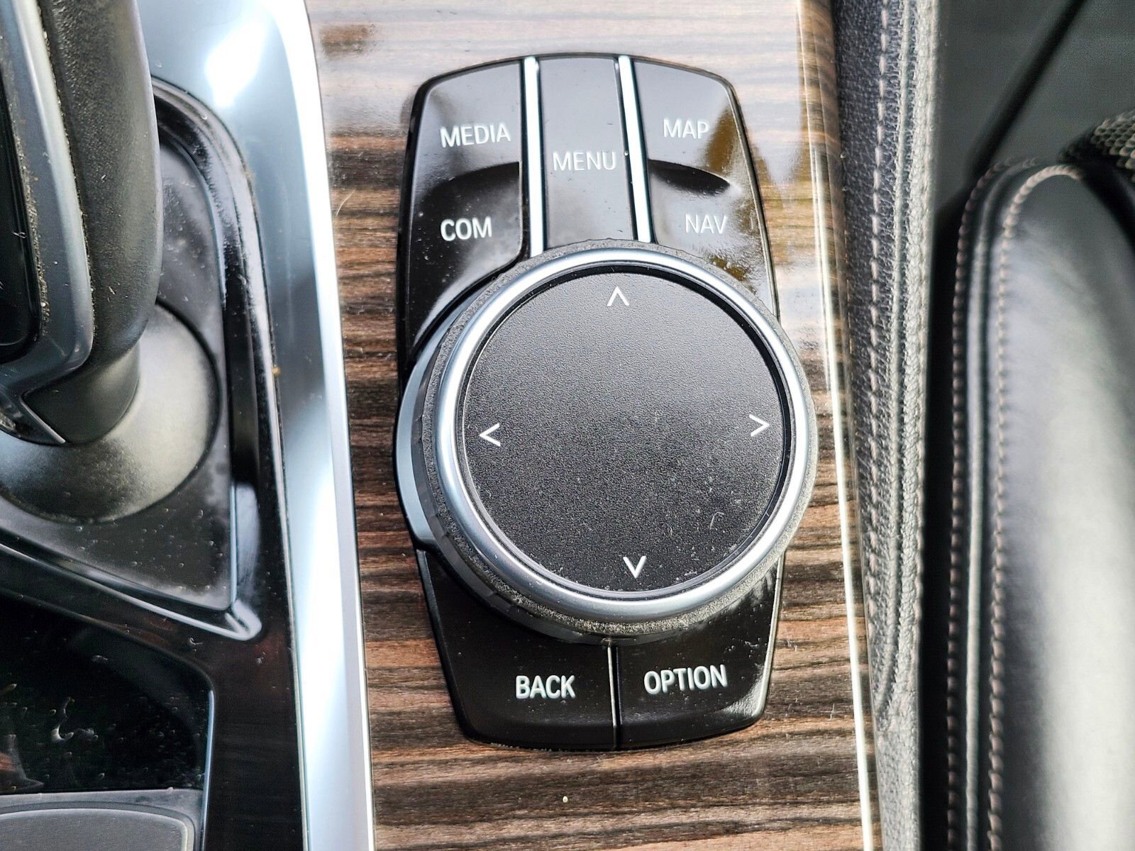 Used 2018 BMW 540i xDrive image 21