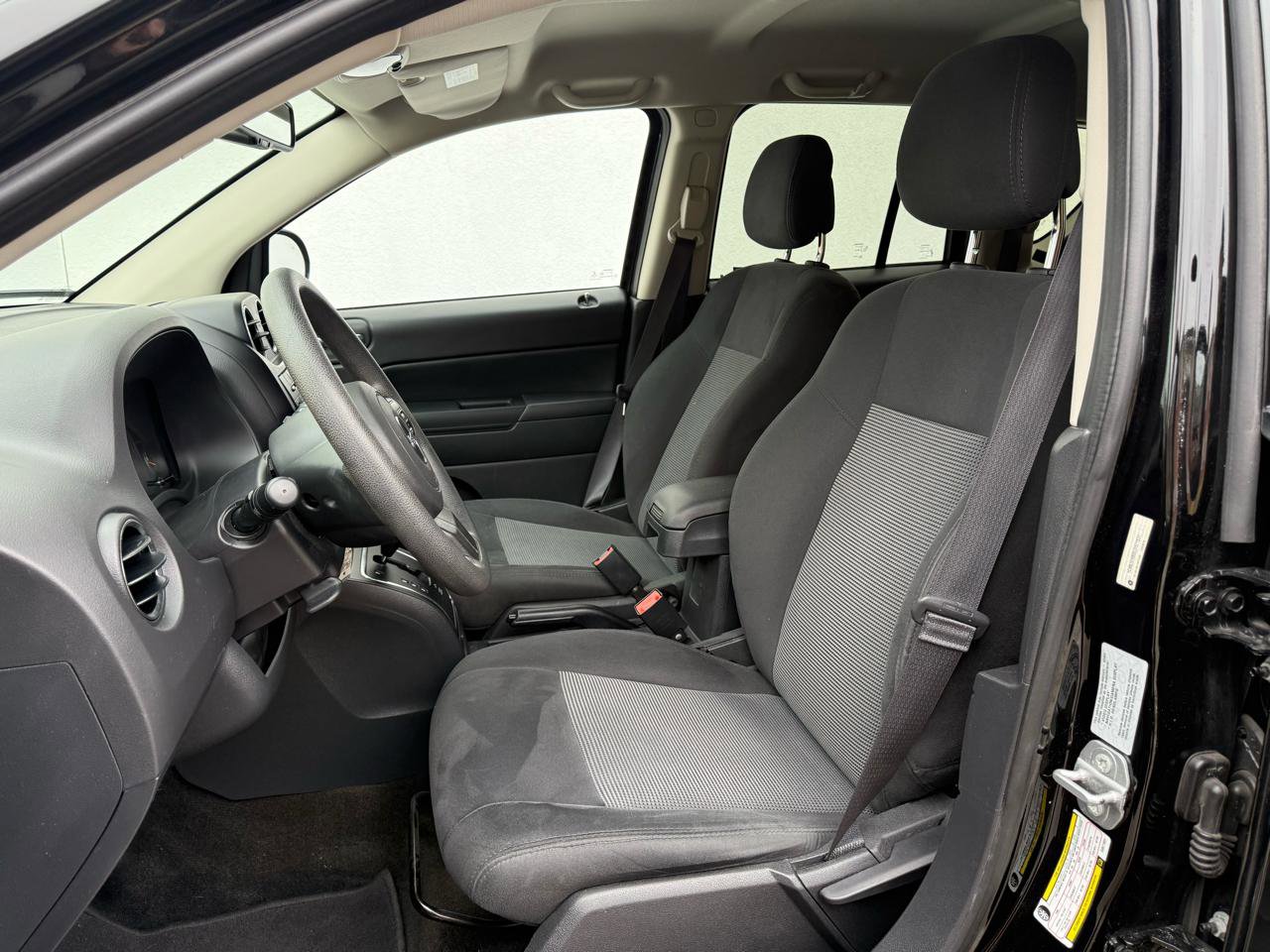 Used 2016 Jeep Compass Sport w/ Power Value Group image 2