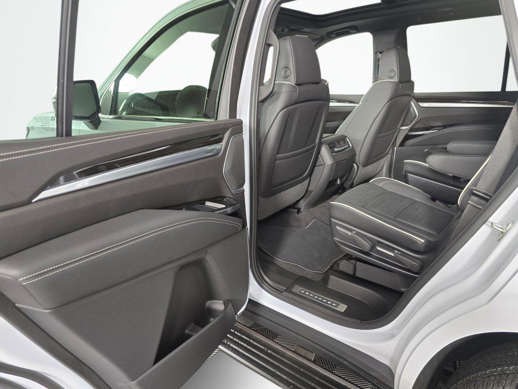 New 2026 Cadillac Escalade Luxury AWD/4WD image 20