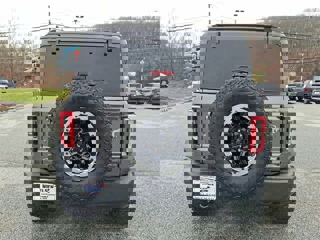 Certified 2022 Ford Bronco Outer Banks w/ Sasquatch Package image 23