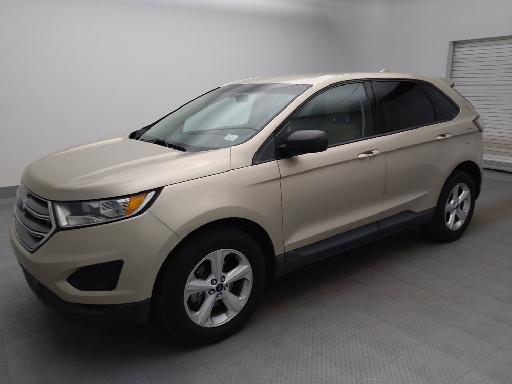 Used 2017 Ford Edge SE FWD image 2