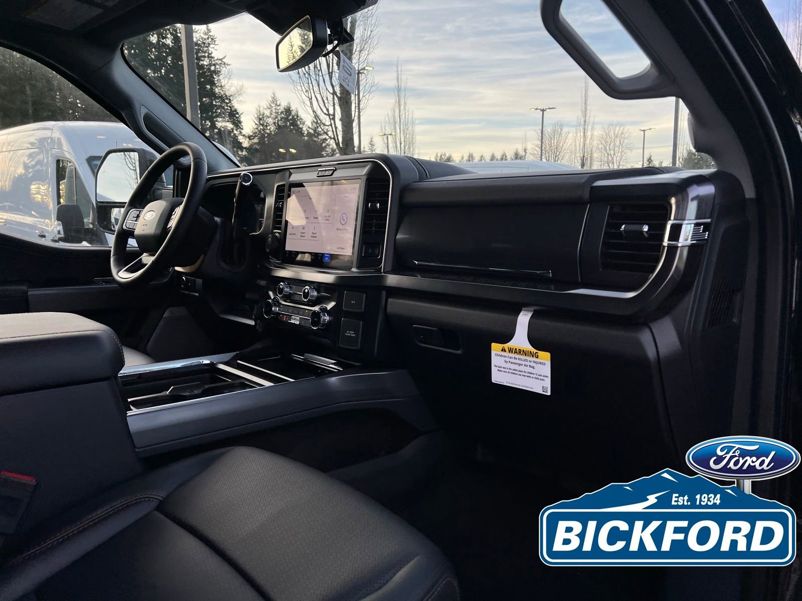 New 2025 Ford F350 Lariat w/ Lariat Ultimate Package image 18