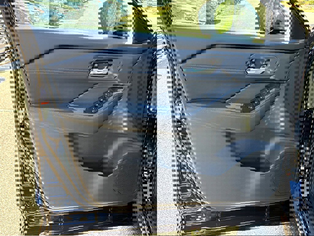 New 2026 Nissan Rogue SV image 26