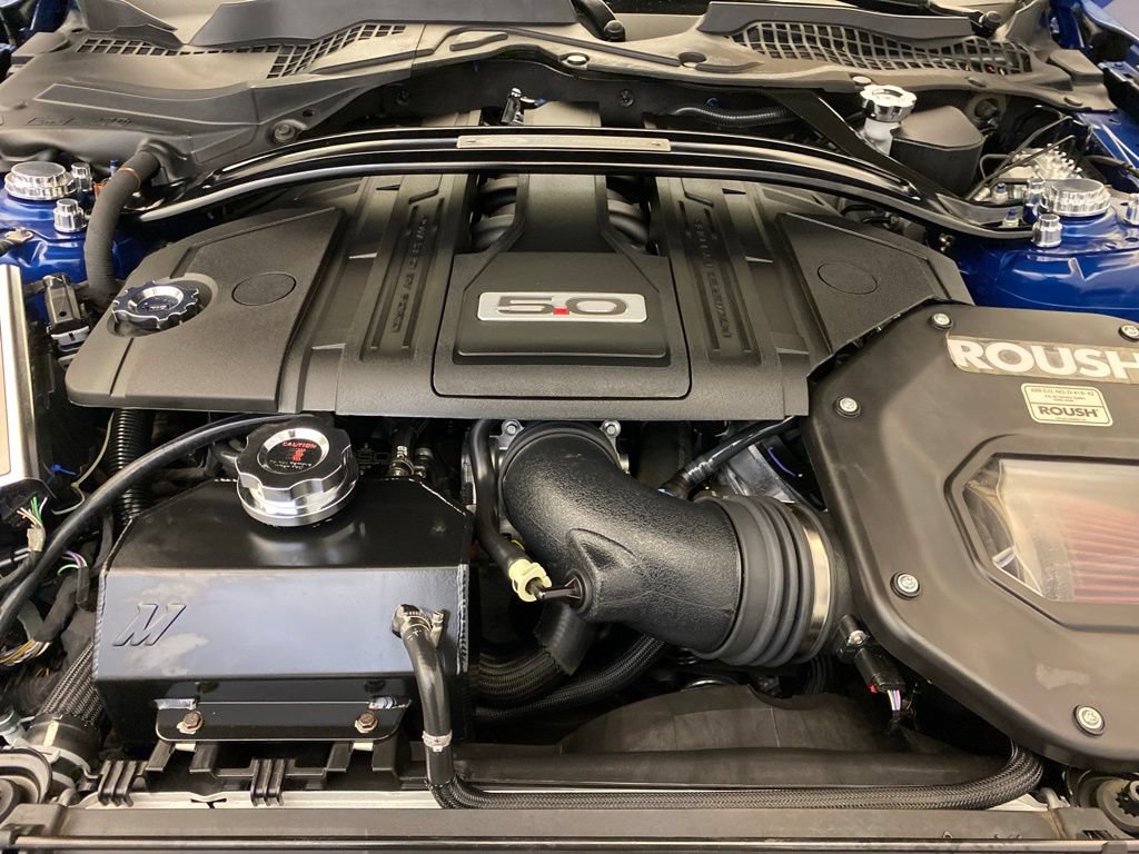 Used 2022 Ford Mustang GT Premium w/ Ford Safe & Smart Package RWD image 26