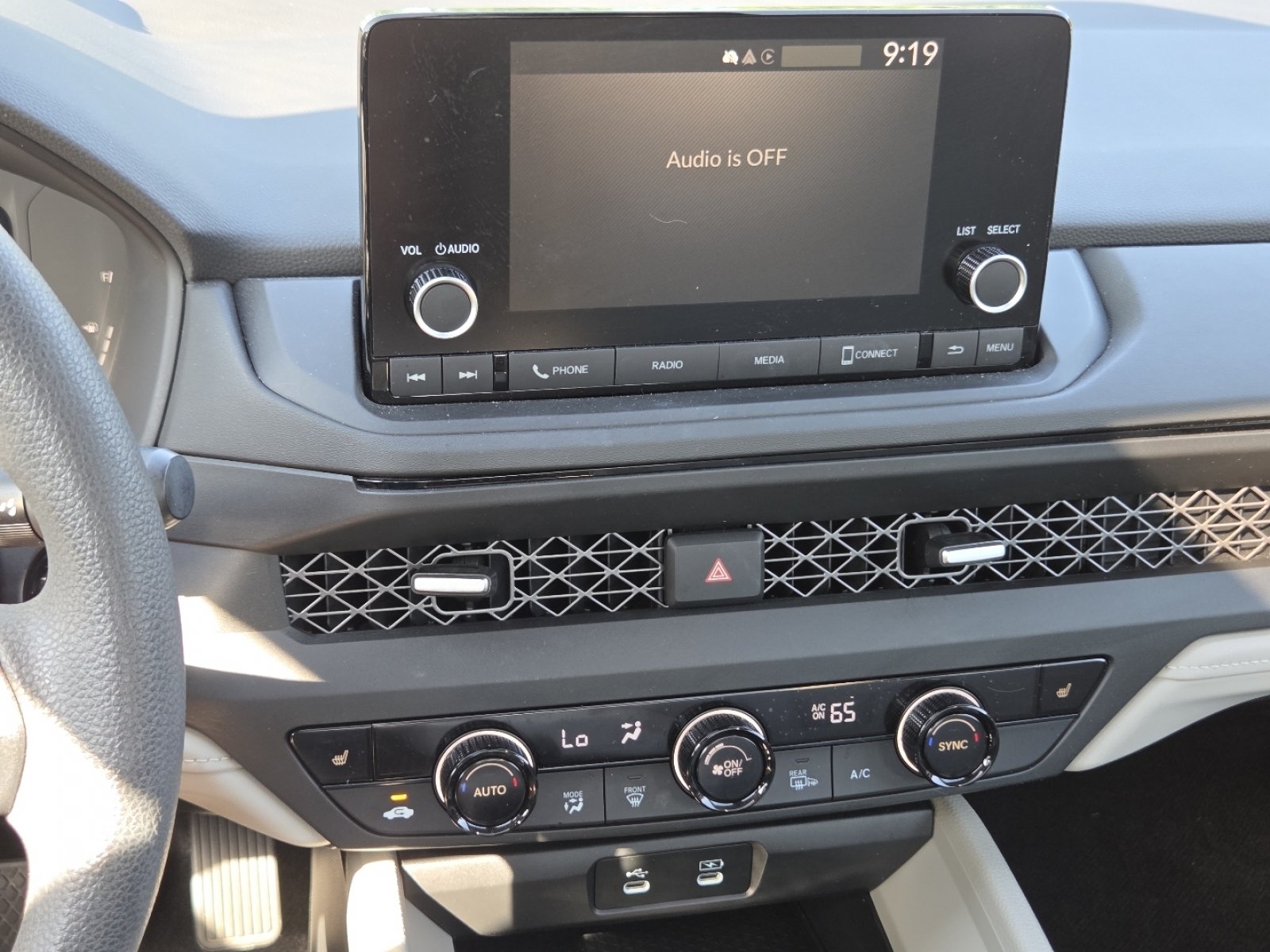Used 2024 Honda Accord EX image 31