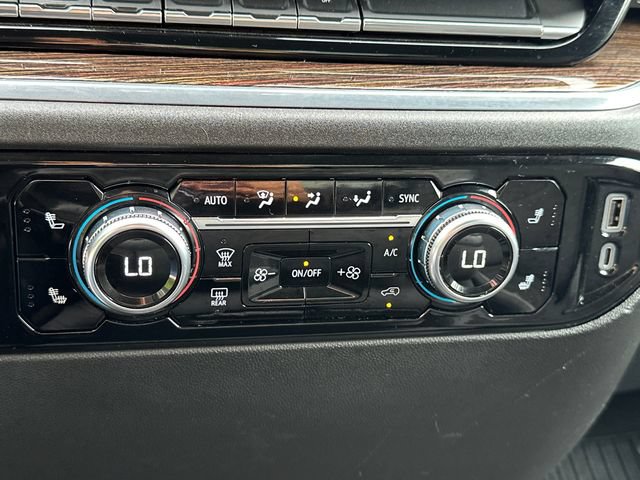 Used 2024 GMC Sierra 3500 SLE w/ SLE Convenience Package AWD/4WD image 26