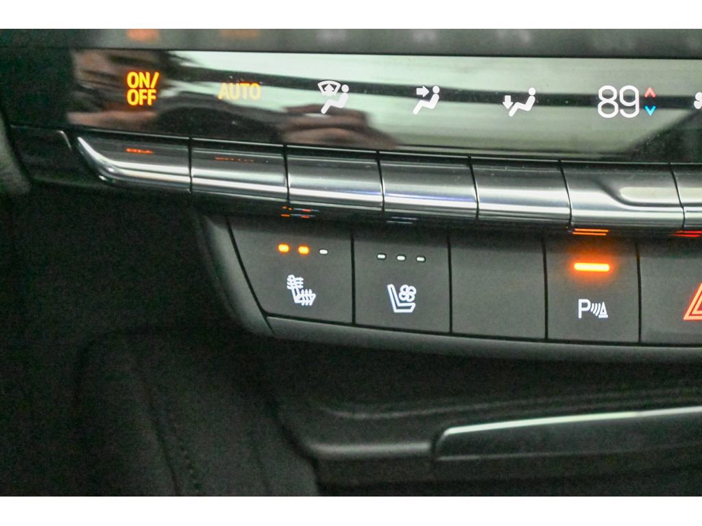 Used 2024 Cadillac XT4 Sport image 44