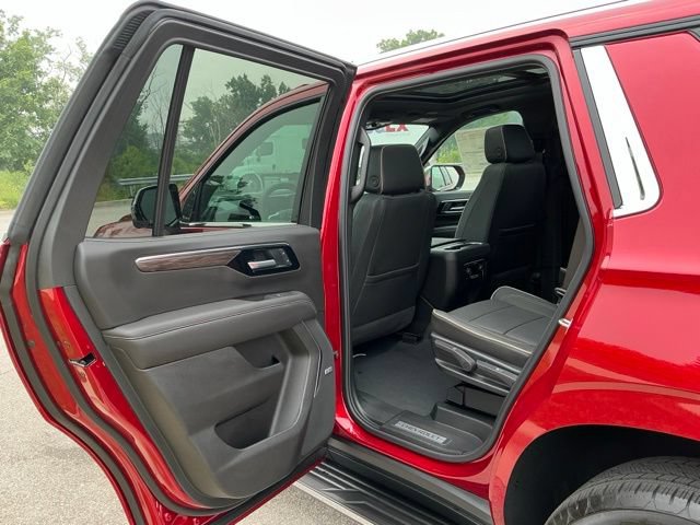 New 2026 Chevrolet Tahoe Premier w/ Sun And Tow Package AWD/4WD image 17