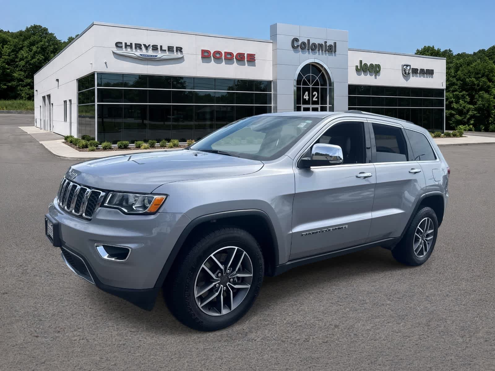 Used 2021 Jeep Grand Cherokee Limited AWD/4WD image 1